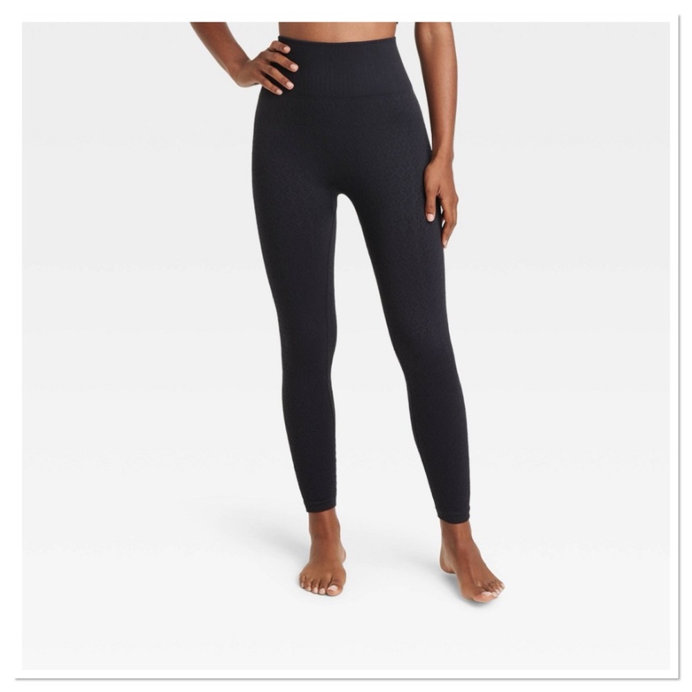 Women’s High Rise Textured Seamless 7/8 Leggings Joylab